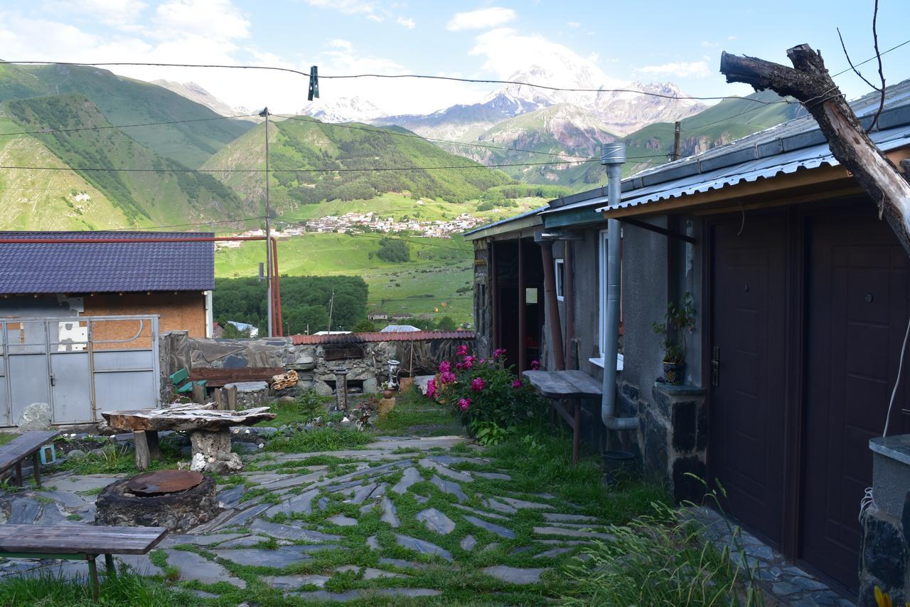 Qusha Guesthouse Meeting In The Mountains And Views Stepantsminda Exterior photo